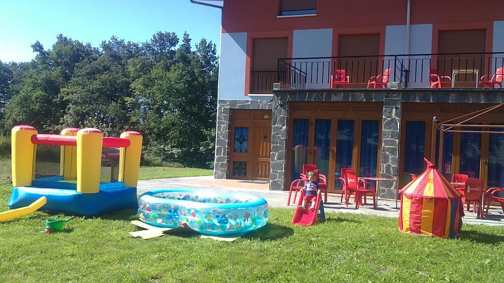 Mendi Alai Hotel Carranza Bagian luar foto