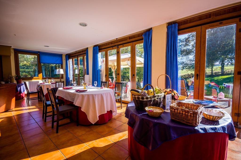 Mendi Alai Hotel Carranza Bagian luar foto